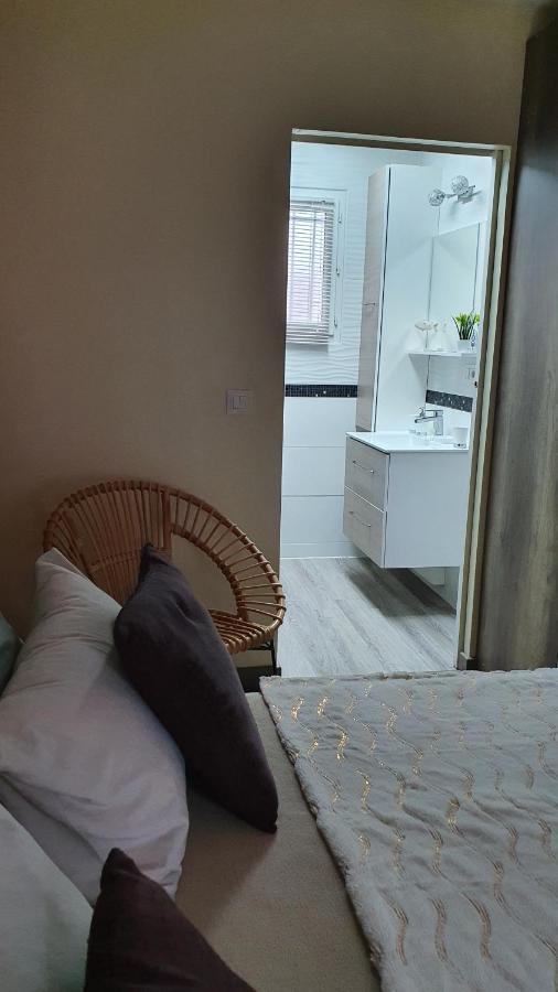 ボーケール Le Petit Coin De Provence Bed & Breakfast エクステリア 写真