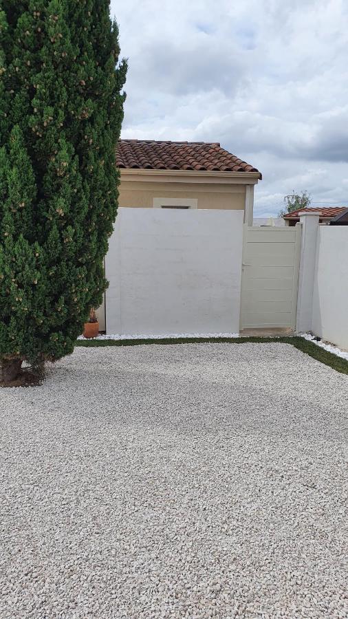 ボーケール Le Petit Coin De Provence Bed & Breakfast エクステリア 写真