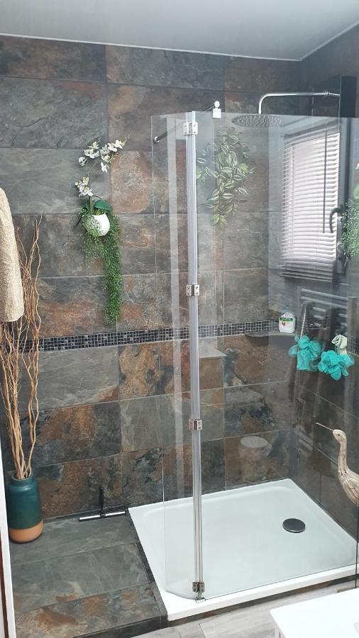 ボーケール Le Petit Coin De Provence Bed & Breakfast エクステリア 写真