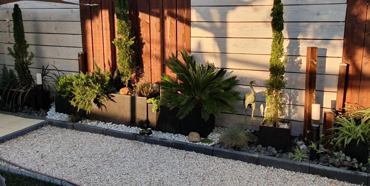 ボーケール Le Petit Coin De Provence Bed & Breakfast エクステリア 写真