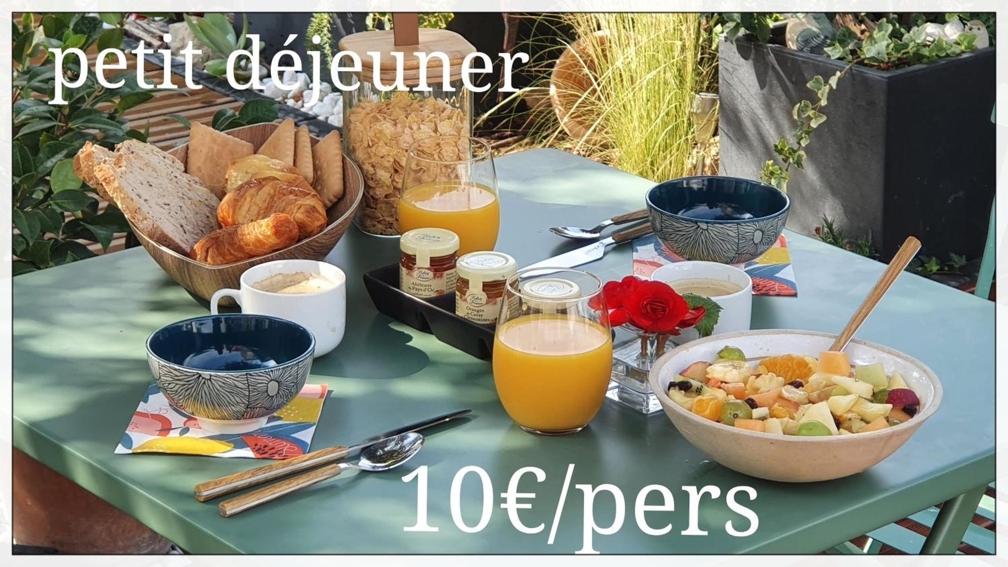ボーケール Le Petit Coin De Provence Bed & Breakfast エクステリア 写真